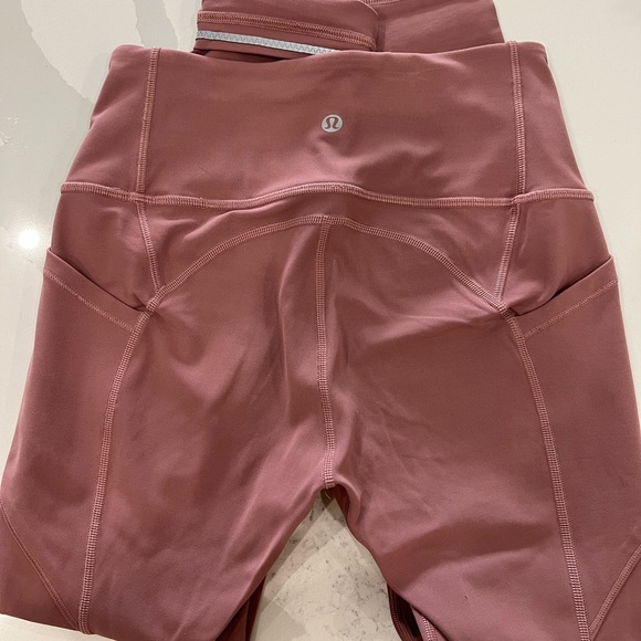 Lululemon run tight - Picture 6 of 7